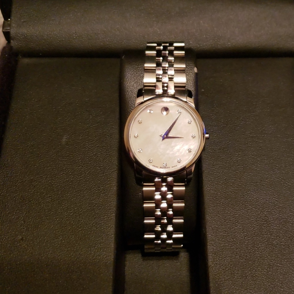 Movado Museum Mother of Pearl authentic women watc